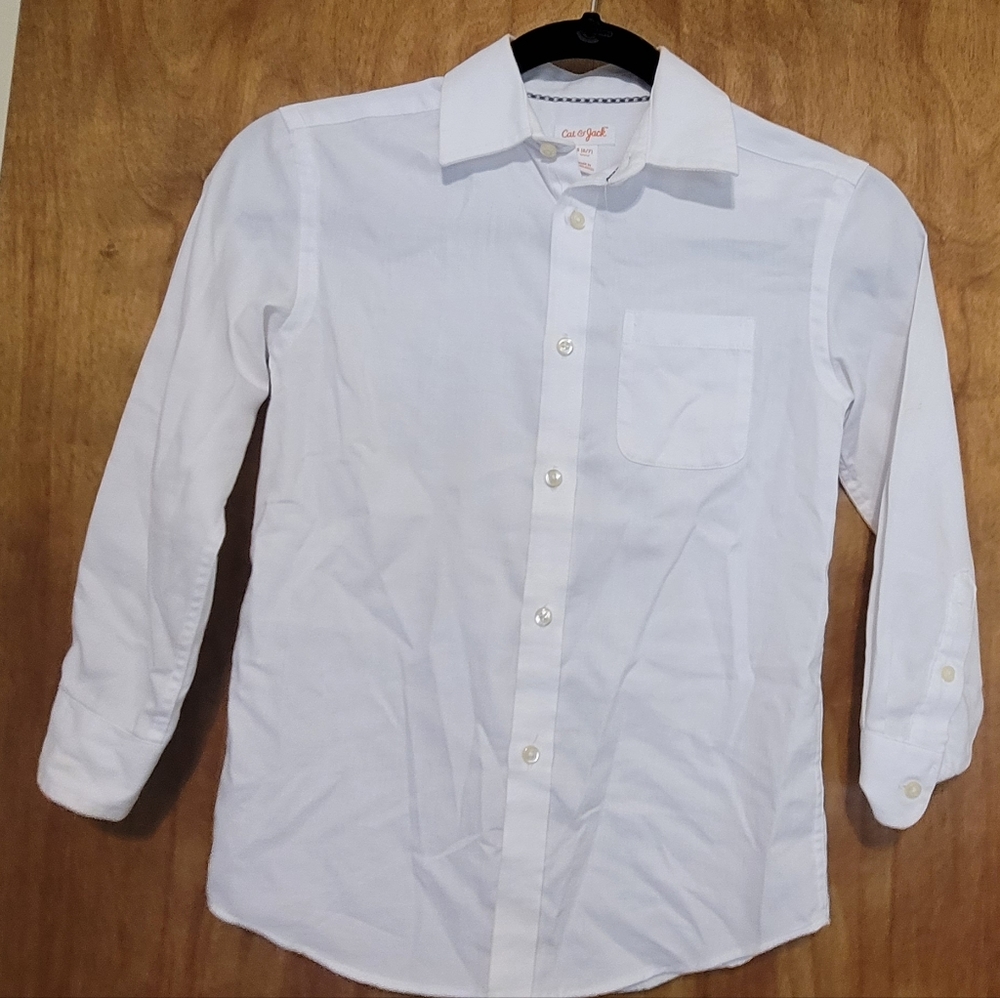 Cat & Jack boys Small buttom up white Dress shirt